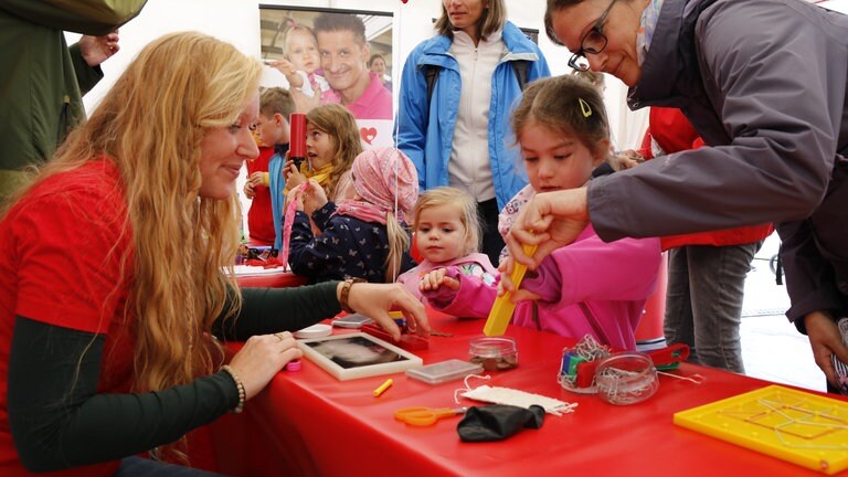 Foto: Herzenssache Herzenssache auf dem fernsehen Familienfest Heilbronn (Foto: Herzenssache)