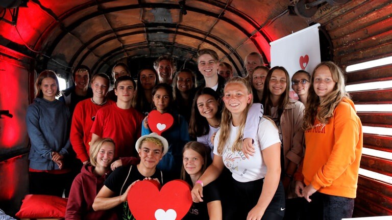 Foto: Herzenssache Herzenssache beim Fernsehen Familienfest in Heilbronn (Foto: Herzenssache)
