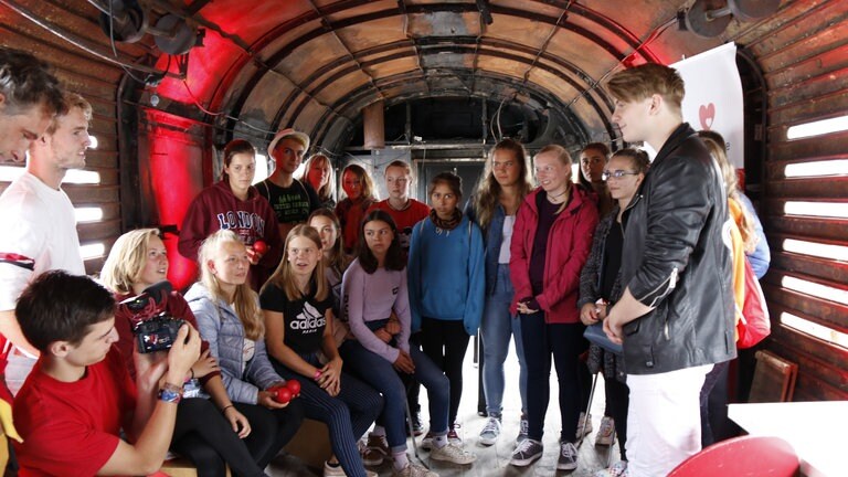 Foto: Herzenssache Herzenssache beim Fernsehen Familienfest in Heilbronn (Foto: Herzenssache)