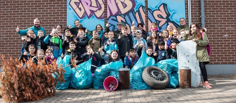 Kinder und Jugendliche aus dem Projekt Clean Up (Foto: Herzenssache)