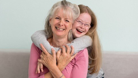 Foto: Herzenssache Rosalie mit ihrer Mutter (Foto: Herzenssache)