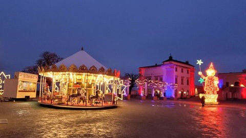 Beleuchtetes Karussell - Christmas Garden 2022 (Foto: Sandra Filtzinger)