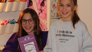 Mädchen mit Buch