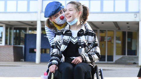 Schulclown an einer Schule in Weil im Schönbuch  (Foto: Carsten Costard)