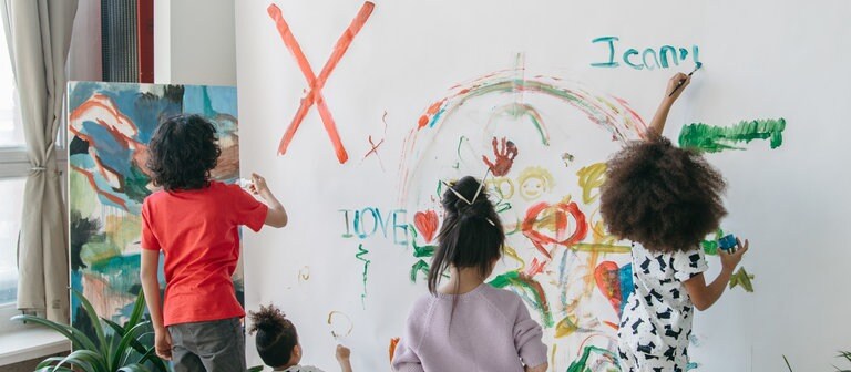 Malende Kinder (Foto: Pexels / Anastasia  Shuraeva)