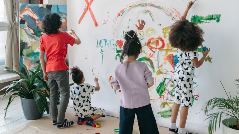 Malende Kinder (Foto: Pexels / Anastasia  Shuraeva)