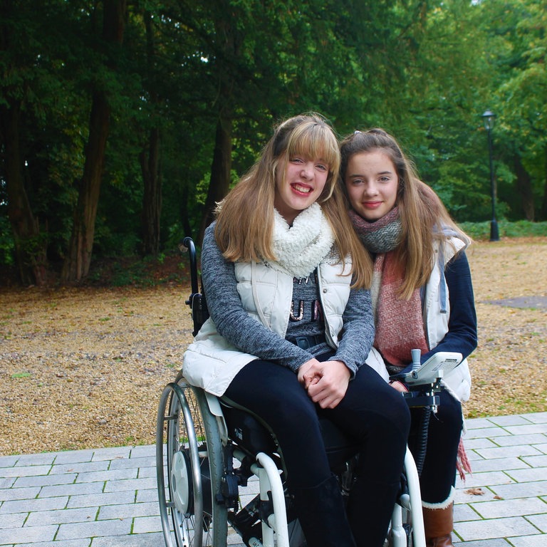 Sina und Sophia (Foto: Herzenssache)