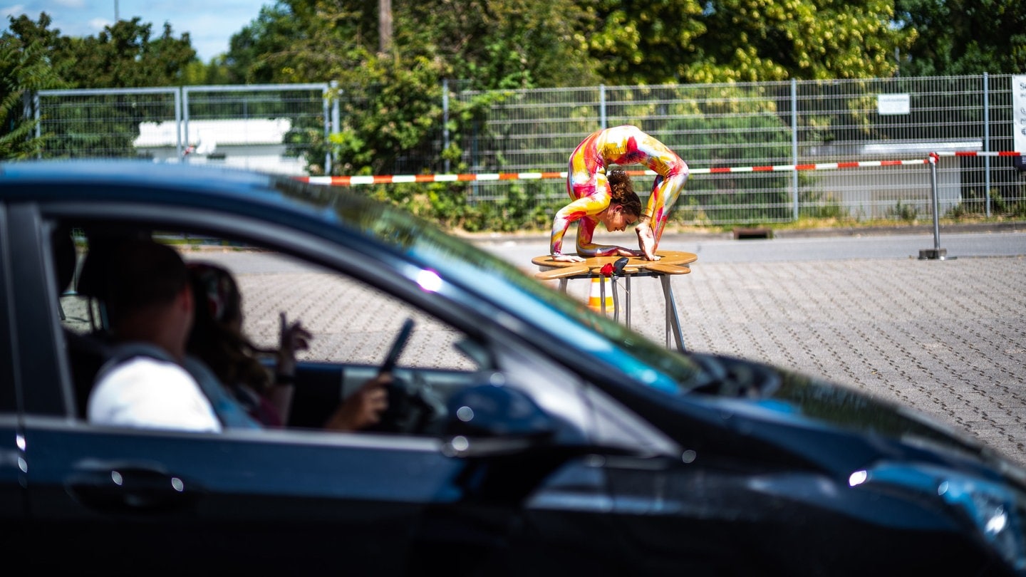 Drive-In-Zirkus in Mannheim (Foto: Zirkus Paletti)