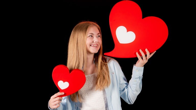 Foto: Eigenart Filmproduktion Promis mit Herz für die Herzenssache-Spendenkampagne 2021 (Foto: Eigenart Filmproduktion)